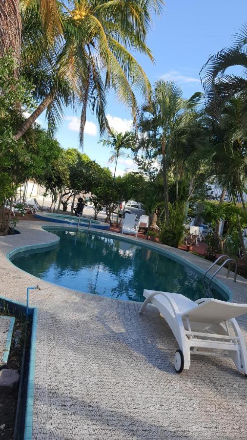 Hotel Hermanos Aguilar โกซูเมล ภายนอก รูปภาพ