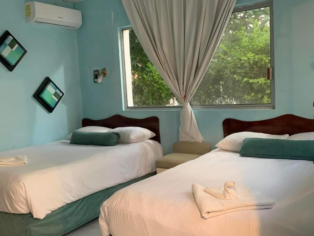 Hotel Hermanos Aguilar โกซูเมล ภายนอก รูปภาพ
